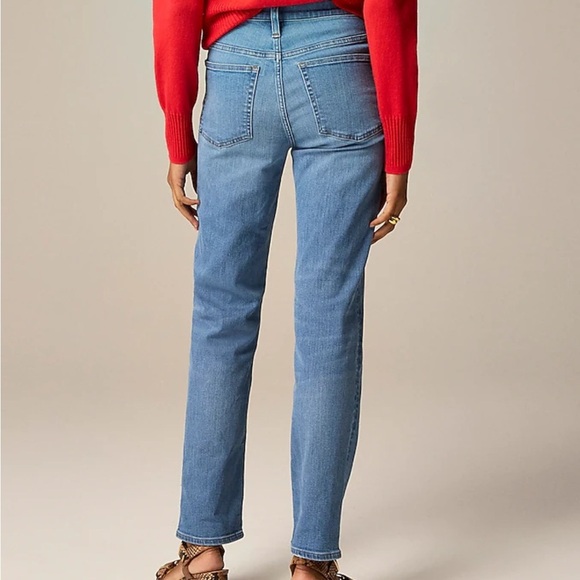 J. Crew Denim - J.Crew NWT Mid-rise slim jean in 2003 super-stretch in remi kara wash